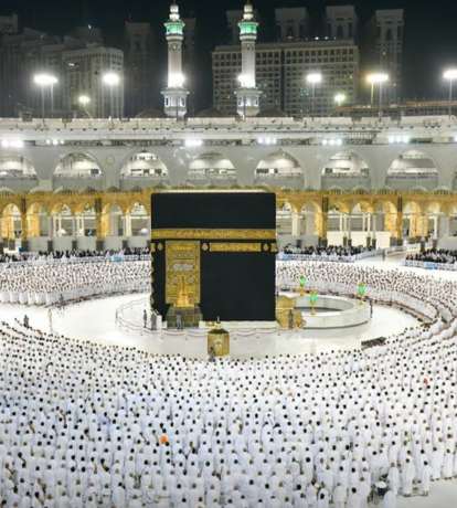 Economy Umrah in October Holidays