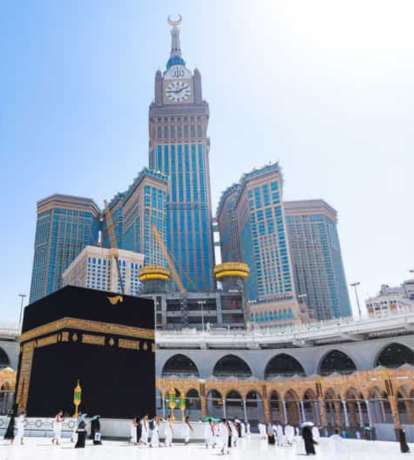 April 4-star Umrah